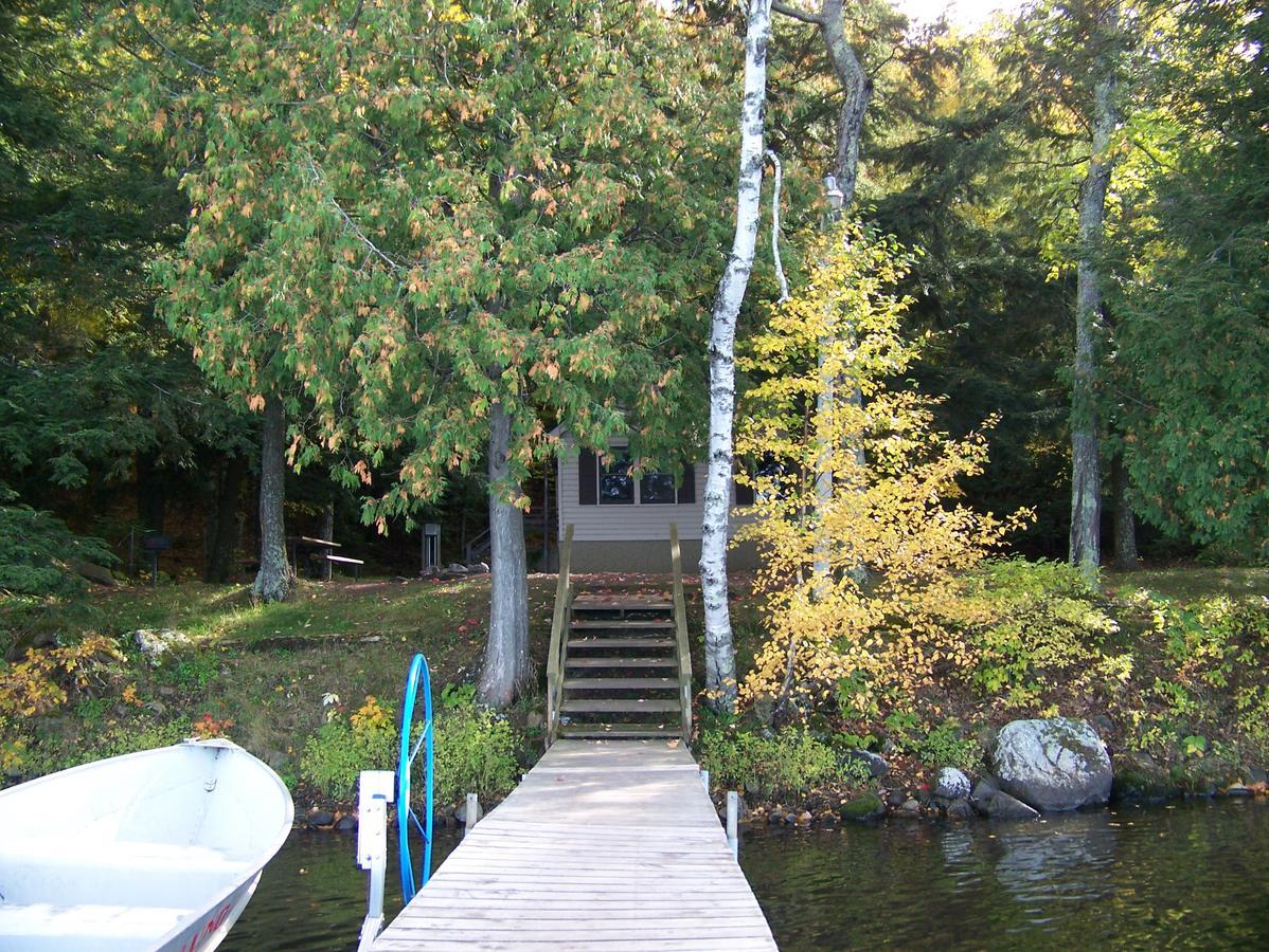 Отель Oak Ridge Phelps Экстерьер фото